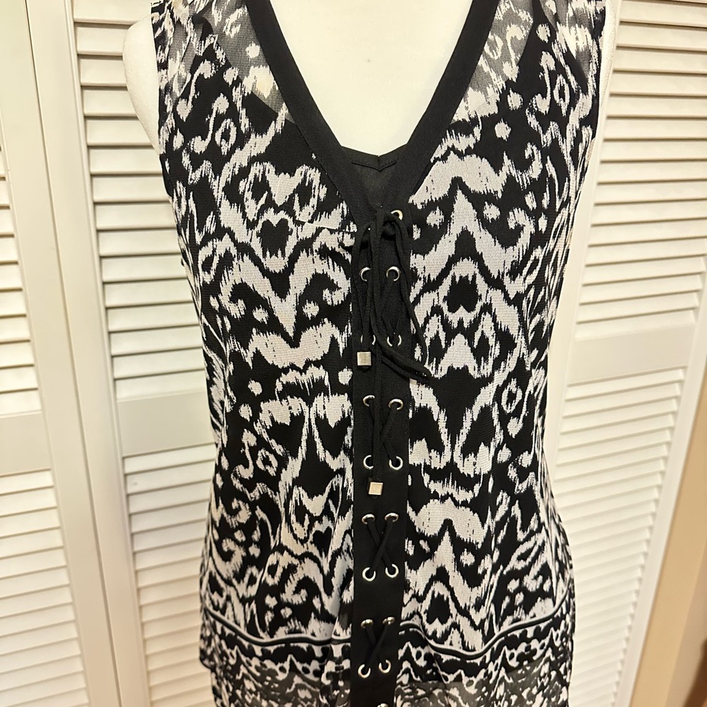 INC International Concepts Monochrome Patterned Top